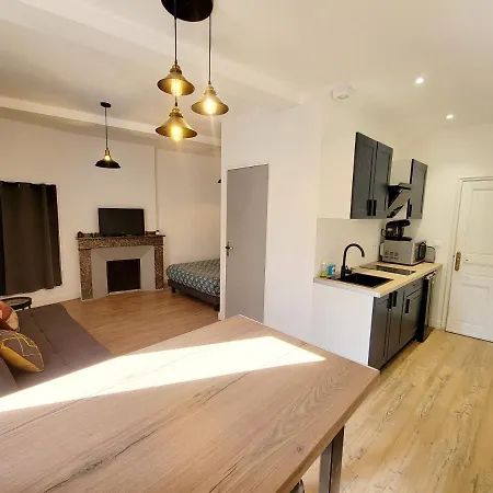 Joli Avec Balcon Clim Apartamento Graulhet